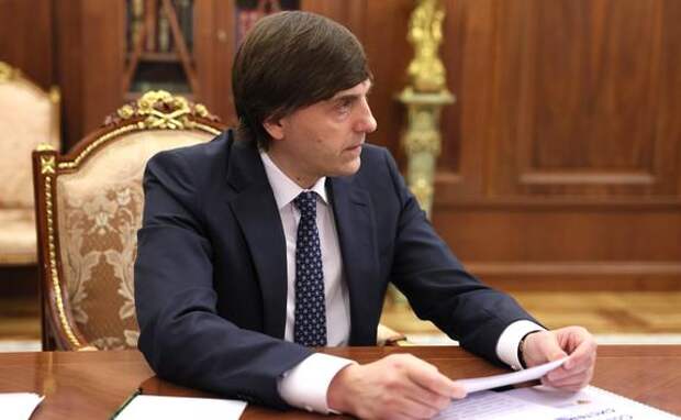 Кравцов: устный экзамен по истории введут в 9 классе с 2027/2028 учебного года