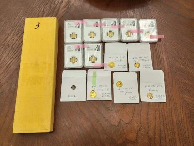 Француз продал в Москве украденные из музея золотые монеты за ₽53 млн