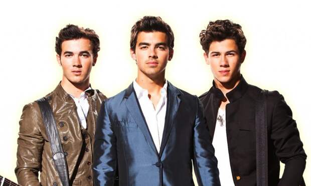 Вся правда от Ника Джонаса. Музыкант признался, что группа Jonas Brothers распалась по его вине