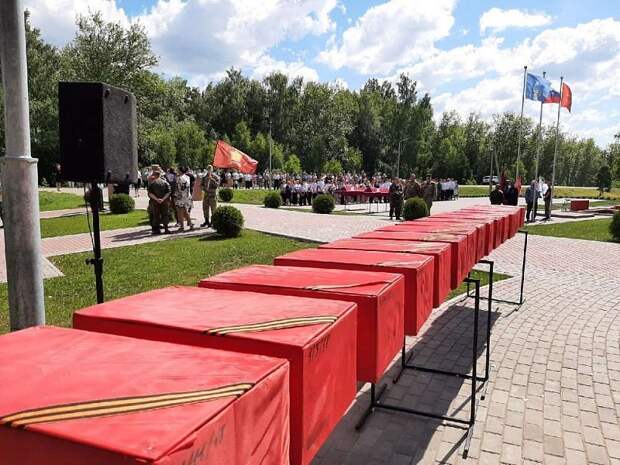 В Арсеньевском районе перезахоронили останки 60 бойцов Красной армии