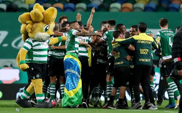 Безумный матч в Португалии: «Спортинг» в добавленное время пропустил 2 гола и потерял шансы на чемпионство