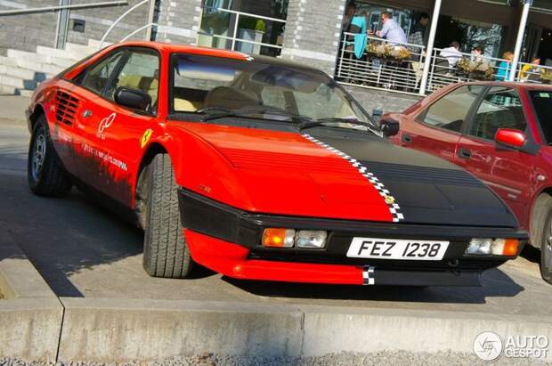 Необычная раскраска Ferrari Mondial (10 фото)