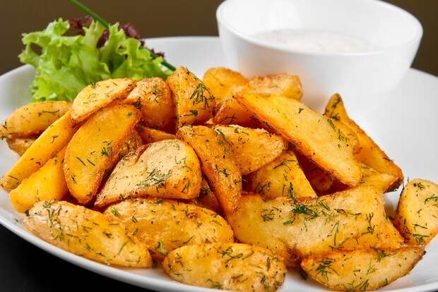 7 самых больших ошибок, которые допускают хозяйки при запекании картофеля