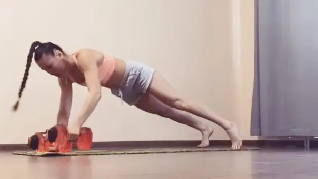 Боксёр Воронцова показала свои тренировки на карантине