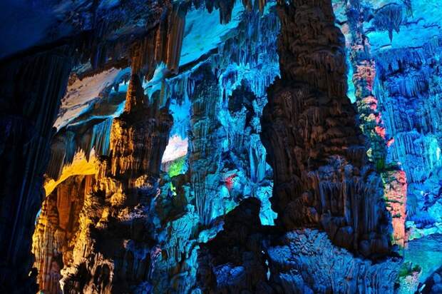 Красочные фотографии Пещеры China_015