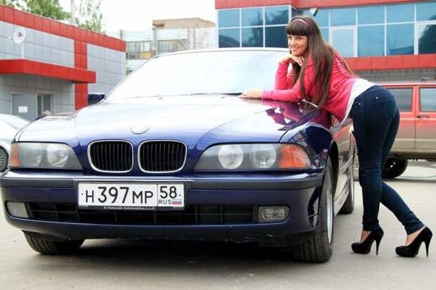 Наши девушки и их автомобили. Часть 3 (40 фото)