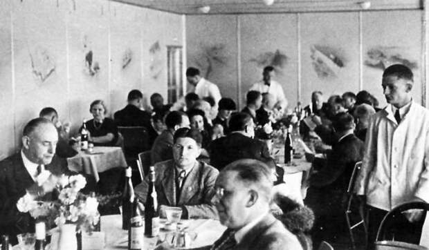 Редкие исторические фотографии: интерьеры дирижабля "Гинденбург" перед катастрофой Гинденбург, история, фото