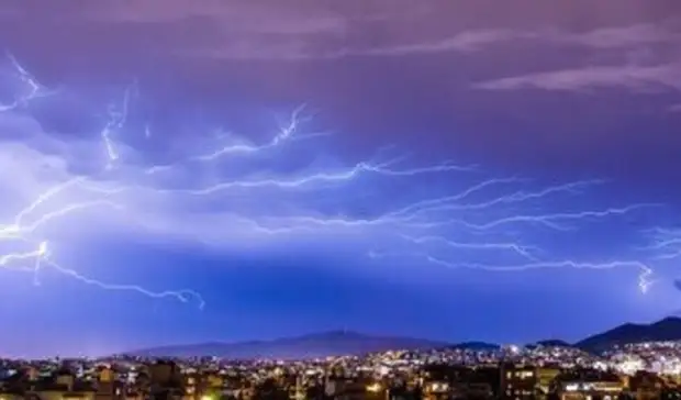 Жителей Удмуртии предупреждают о грозах 26 апреля