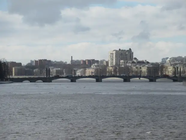 Санкт-Петербург. Нелёгкая весна 2022 года