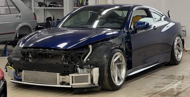 Infiniti Q60S на пневмоподвеске Monster Service