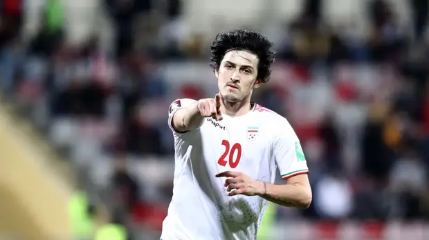 Непомнящий считает, что «Зенит» запоздал с продажей Азмуна