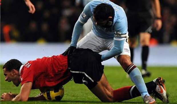 3830758_futbolnyeprikolyfoto3_1_ (500x293, 39Kb)