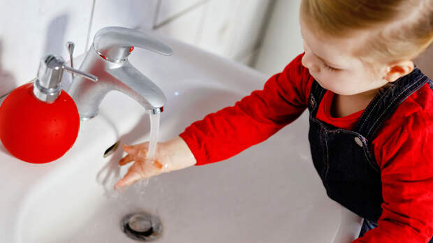 Куда утекает вода из раковины? Как ответить ребёнку на этот вопрос