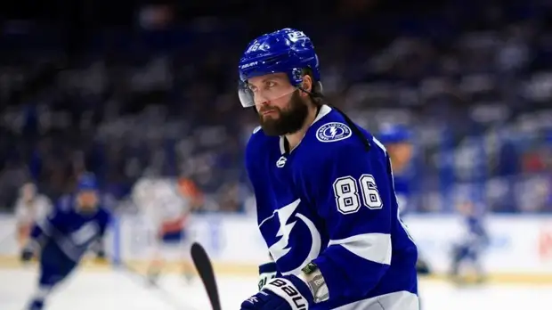 Эрлендссон сообщил, что российскому хоккеисту Кучерову может потребоваться операция