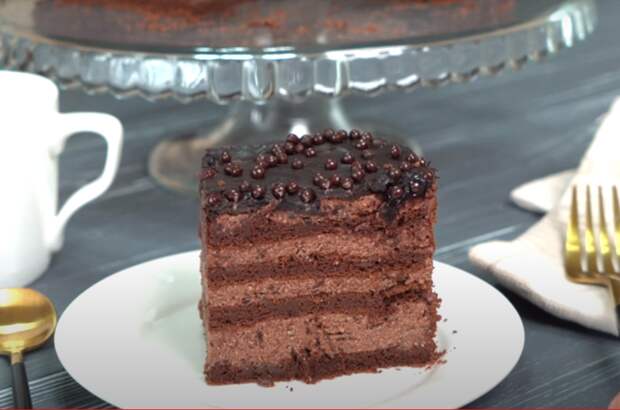 Шоколадный торт без муки, масла и сливок