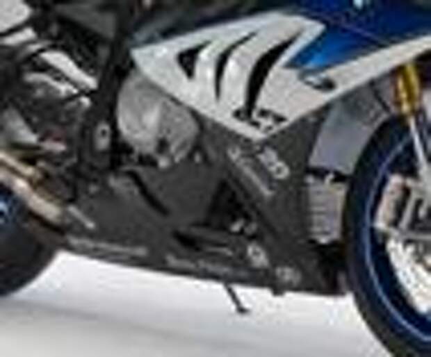 Новые фотографии нового BMW HP4