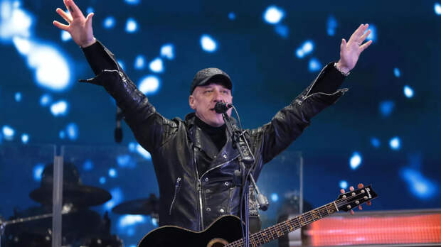 Получивший звание народного артиста России Денис Майданов рассказал о мистическом знаке