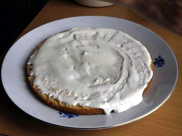Крема не жалеем. пошаговое фото этапа приготовления торта Панчо