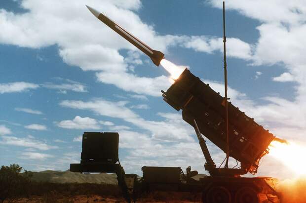 Миршаймер: Россия без труда уничтожит американские системы ПВО для Украины