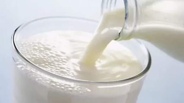 Евросоюз запретил украинцам продавать молоко из личных хозяйств