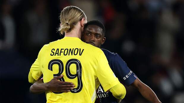 Фанаты «ПСЖ» уничтожают Сафонова за матч с «Баварией». Считают его виноватым в двух голах