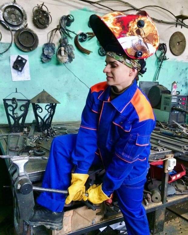 В кузне В кузне женский труд, мужские профессии, подборка, работа, феминизм, эмансипация
