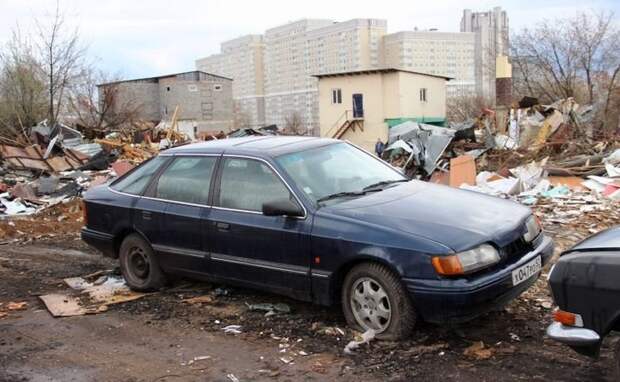 Автомобили, которые нашли во время сноса московских гаражей barn find, авто, автомир, автомобили, гараж, находка, олдтаймер, ретро авто
