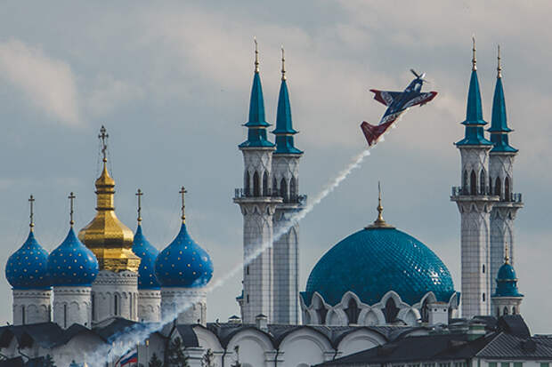 Только закончился ЧМ-2018, а Казань ожидает новый зрелищный праздник — этап Red Bull Air Race