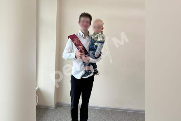 Подросток из Карелии, добирающийся до школы через лес с волками, перестал пользоваться гаджетами