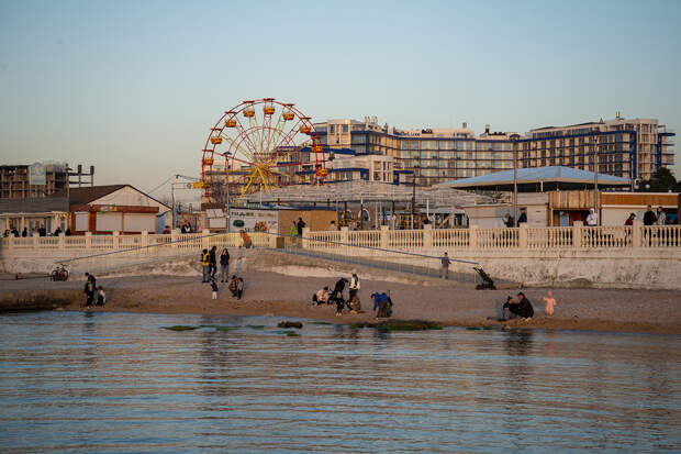 В России указали на необходимость взять две области Украины после удара по Севастополю
