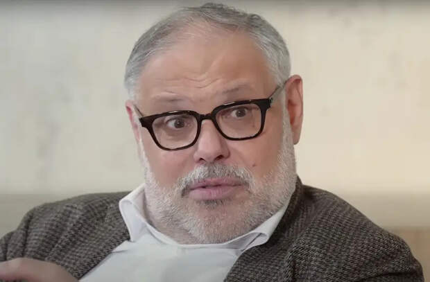 Хазин: Россия выглядит «тихой гаванью» на фоне того, что происходит на Западе