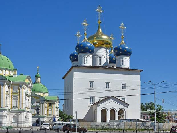 Мощи святого благоверного князя Михаила Тверского перенесли в восстановленный Спасо-Преображенский собор