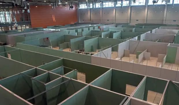 В Москве начали увольнять медиков из закрывающихся ковидных госпиталей