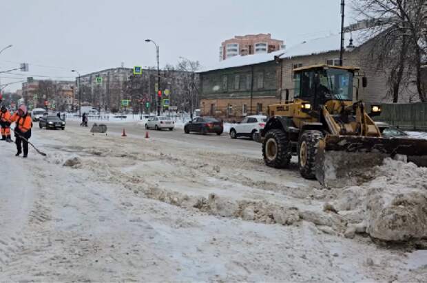 Опубликован план работ по уборке и вывозу снега в Тамбове на этой неделе