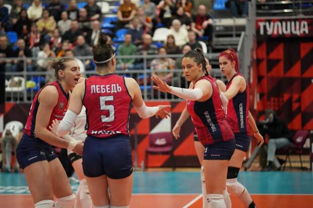 «Тулица» одержала победу над «Ленинградкой» в пяти партиях