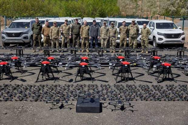 Скрытая угроза: почему ВСУ в ходе контрнаступления не применяют FPV-дроны и средства контрбатарейной борьбы?