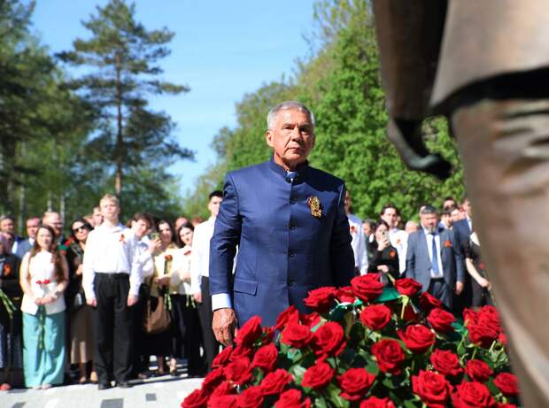 Рөстәм Миңнеханов: «Бөек Ватан сугышы һәр гаилә тарихында тирән эз калдырды»