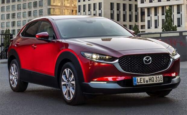 Гилбой также обеспокоен судьбой Mazda.Японская компания успешно продает свои модели внедорожников, но движение вперед и вверх становится пока довольно болезненным.Особенно это касается первых попыток в области электрификации, которые на фоне выступления крупных конкурентов не увенчались успехом.Идея превратить Mazda в производителя премиум-класса также сопряжена с серьезными рисками.
