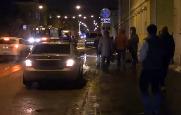 Сбил человека, вышел посмотрел, свалил видео, дтп, пешехода сбили, смертельное дтп