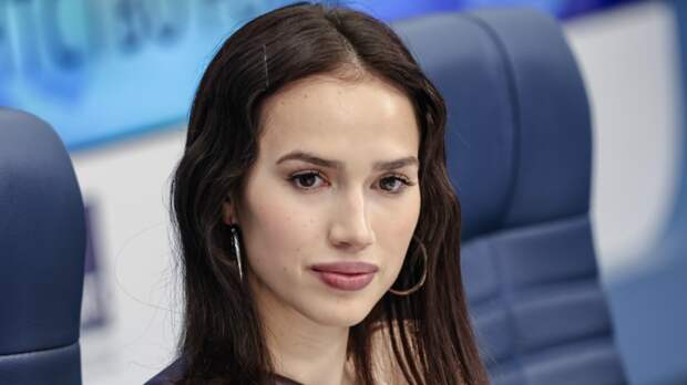 Губерниев пожелал Загитовой больше читать после её оговорки