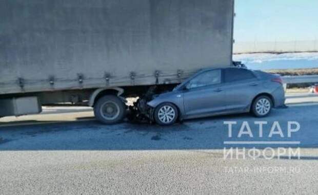 Татарстанда түләүле трассада авариядә дүрт кеше һәлак булган