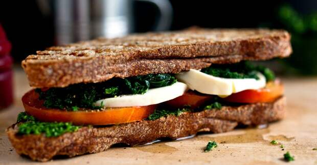 Здоровый перекус для похудения: 5 рецептов низкокалорийных бутербродов