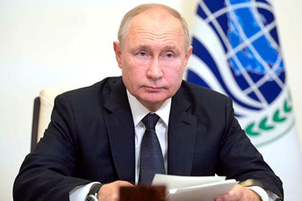 Путин заявил о случаях коронавируса в его охране