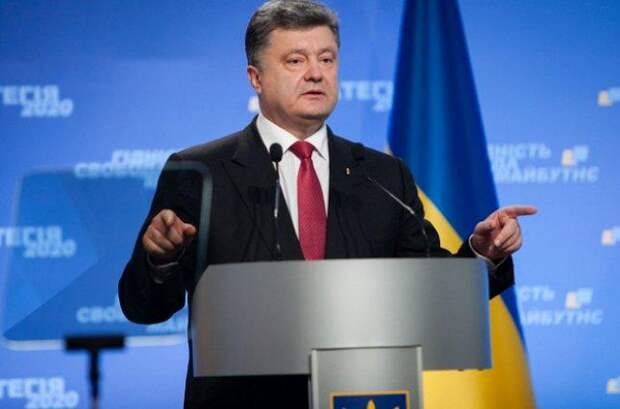 Порошенко пообещал жителям Донецка под звуки гимна вернуть город Порошенко пообещал жителям Донецка под звуки гимна вернуть город