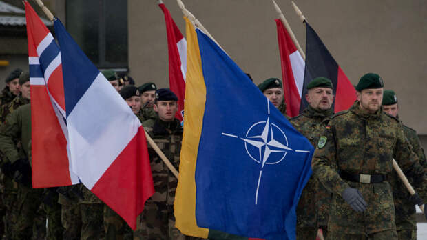Глава военного комитета НАТО сделал жесткое заявление по Крыму