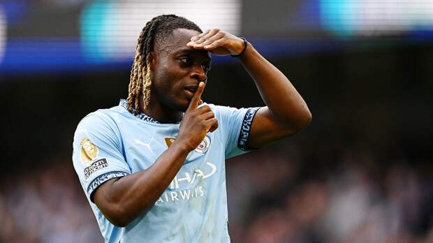 Вингер «Ман Сити» Доку получил травму и был заменен