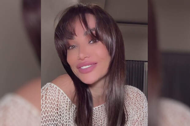 Блогерша Айза сообщила, что ей пришел по ошибке налог на 126 тыс. рублей