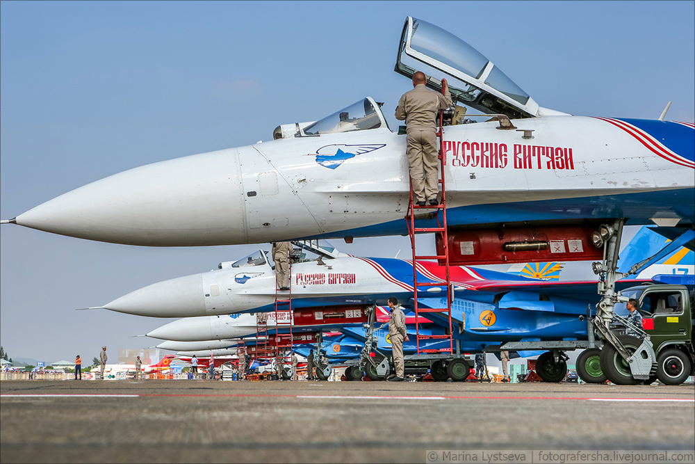 Русские витязи и Стрижи на China Airshow 2016 Русские витязи и Стрижи на China Airshow 2016