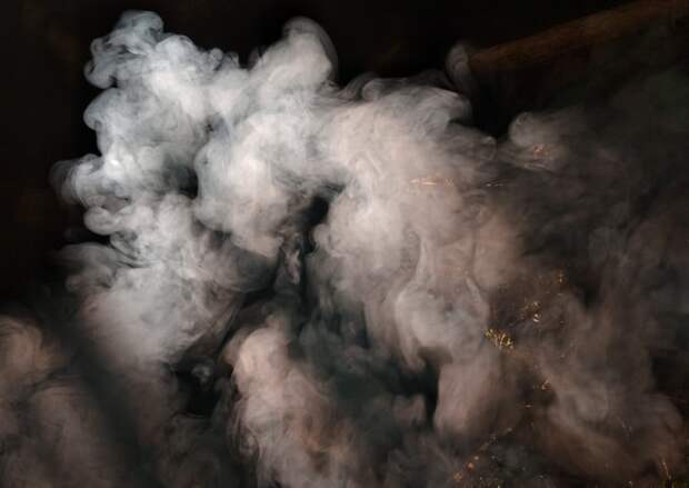На Куусинена дым в квартире из-за горелой еды приняли за пожар