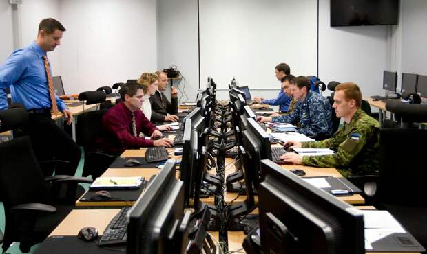 Киберцентр НАТО является крупнейшей цифровой структурой Альянса со штаб-квартирой в Таллине. Венгры наложили вето на присоединение к центру Украины, на чем настаивали прибалтийские страны. Фото OTAN